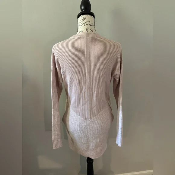 Lululemon Restful Intention Cashmere Sweater Light Pink Size M - Picture 5 of 5
